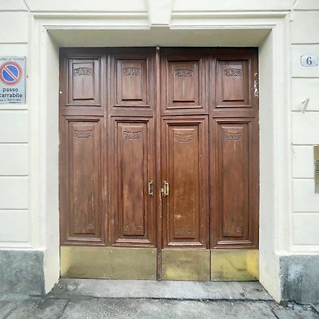 Porta Palazzo 15 Min - Suite Con Netflix & Wi-Fi Turyn Zewnętrze zdjęcie